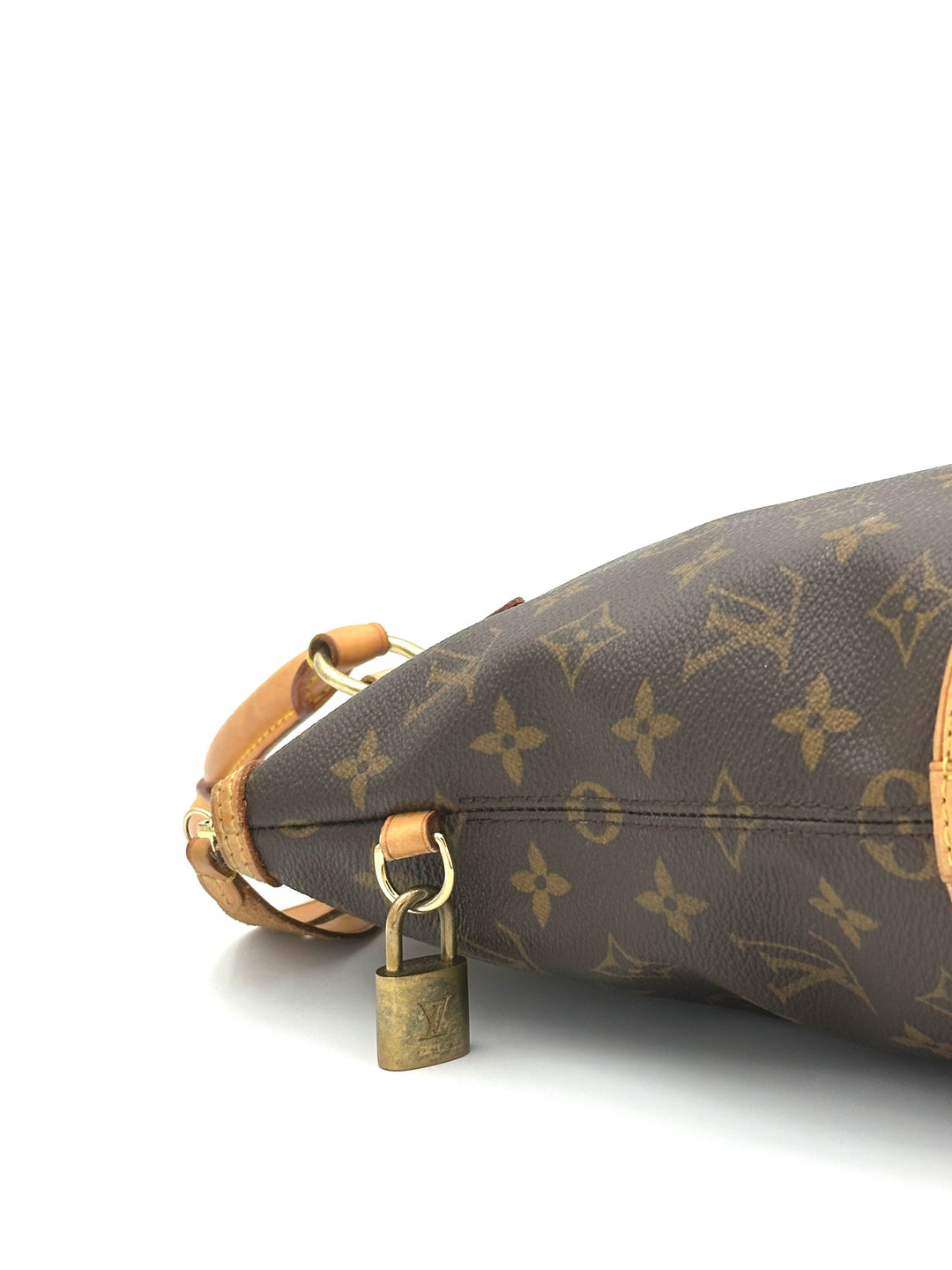 Louis Vuitton Lockit Vertical