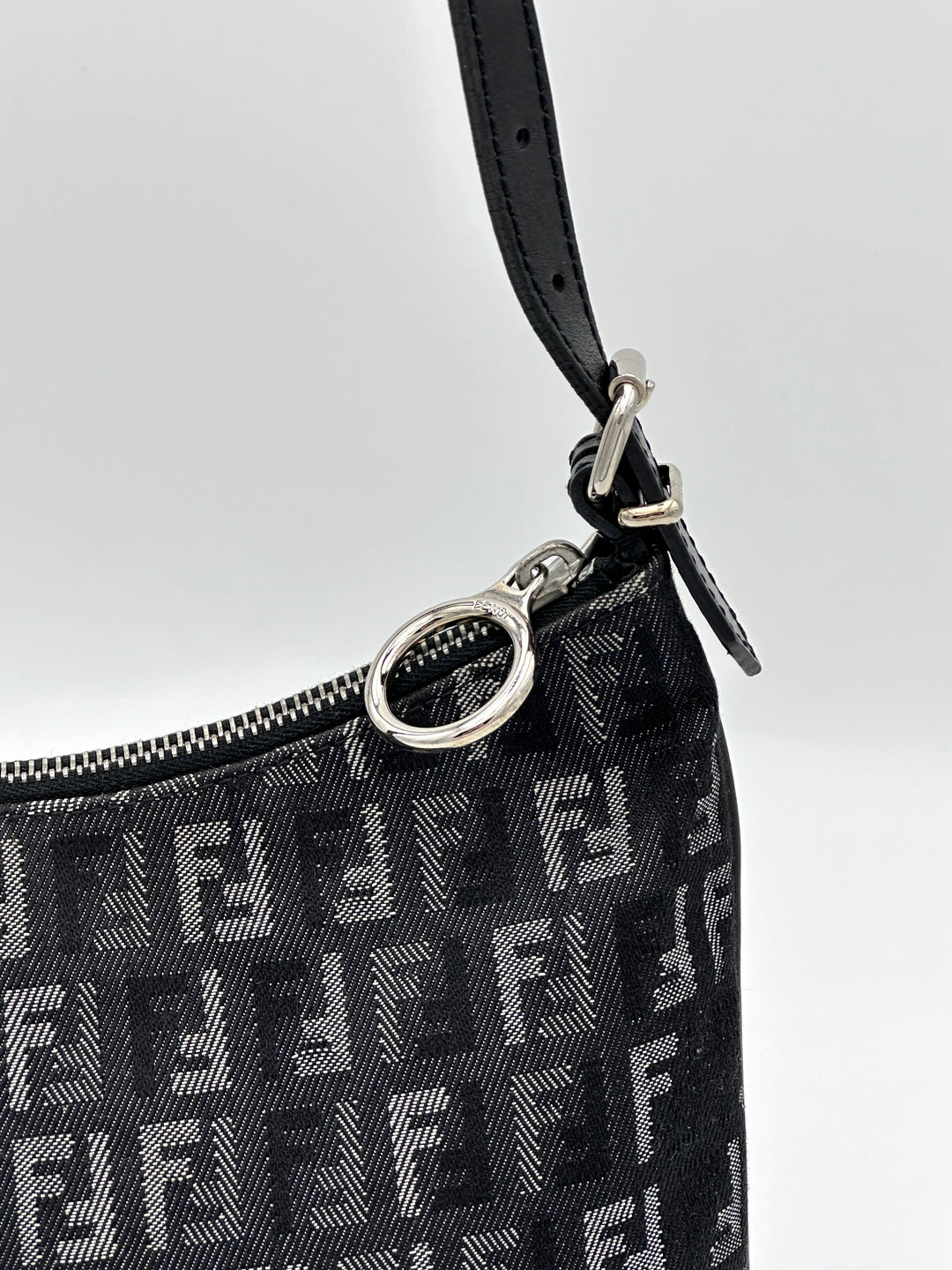 Fendi Oyster