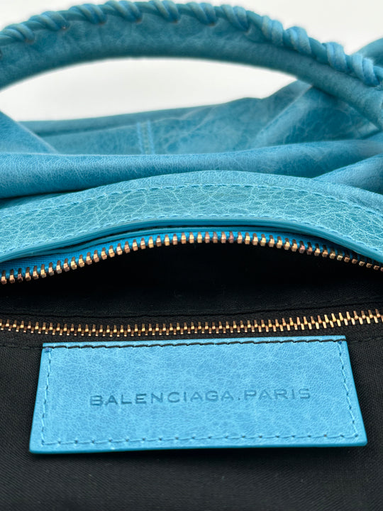 Balenciaga First Azzurra