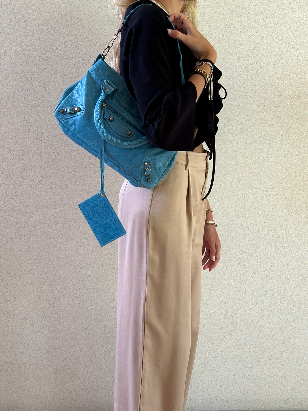 Balenciaga First Azzurra